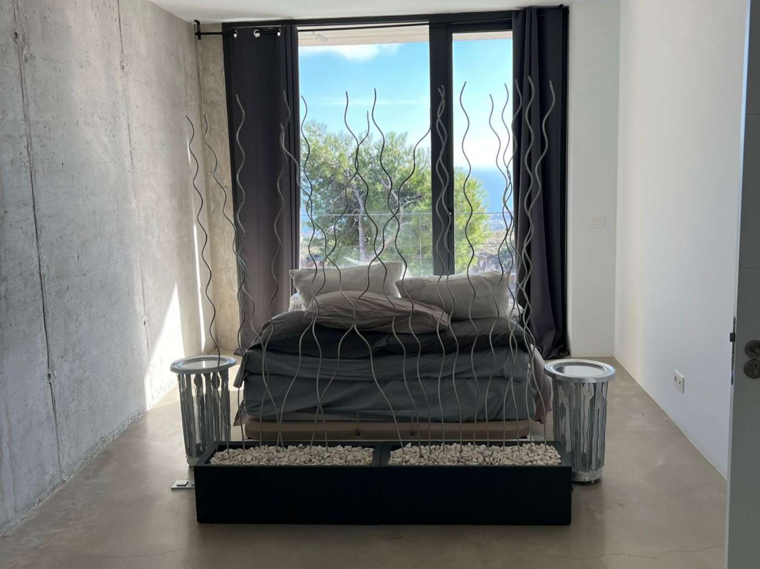 Villa Moderna de Lujo con Vistas Panorámicas en Benalmadena